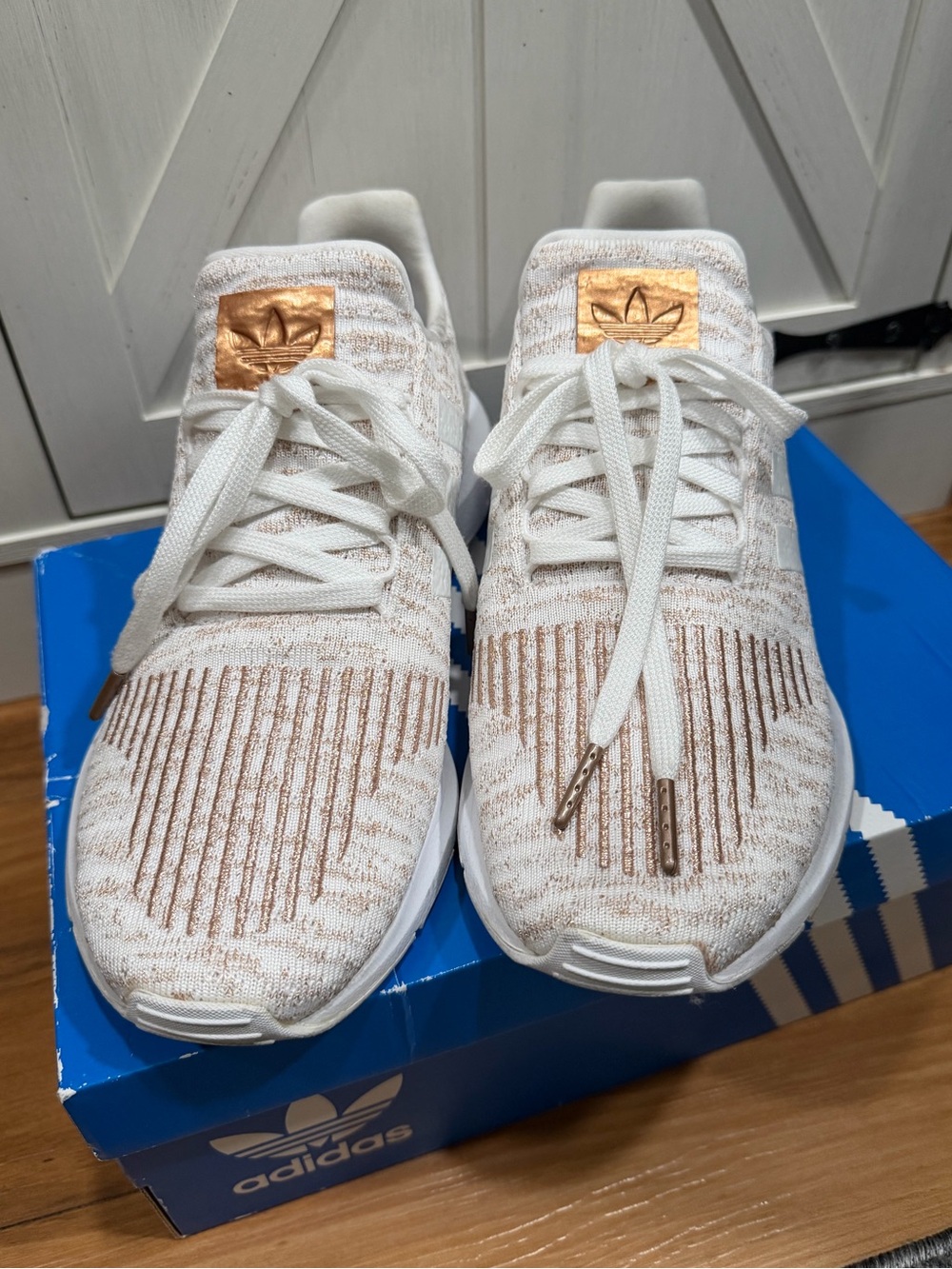 Adidas Swift Run 'White Copper Metallic' Womens 8.5